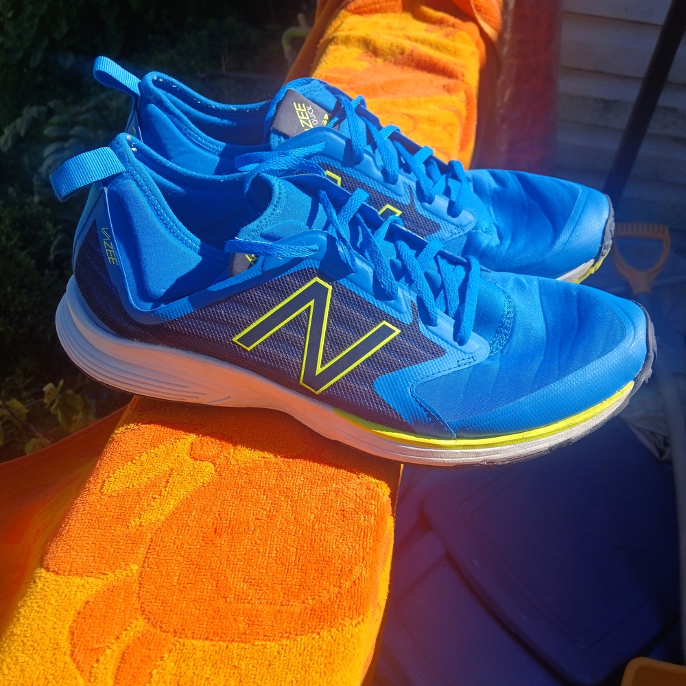 New Balance Vazee Men's Blue and Yellow Athletic Shoes